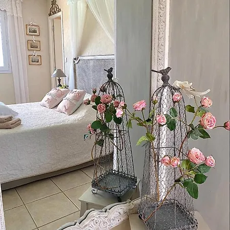 Santa Paola D'hotes De Charme, Piscine, Vue Montagne, Ajaccio Bed & Breakfast