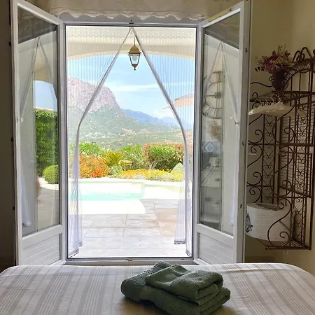 Santa Paola D'hotes De Charme, Piscine, Vue Montagne, Ajaccio Bed & Breakfast *